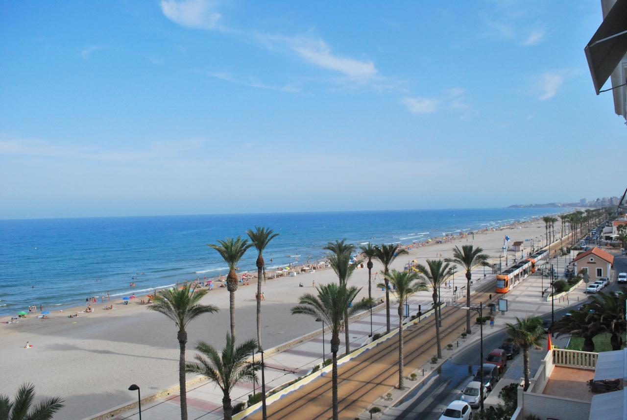 Апартаменты 1ª Linea De Playa Mucha Vista, Belvedere Кампелло Экстерьер фото